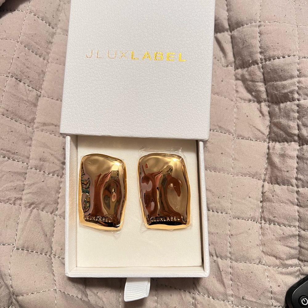 JLUXLABEL Shiny Gold Statement Earrings